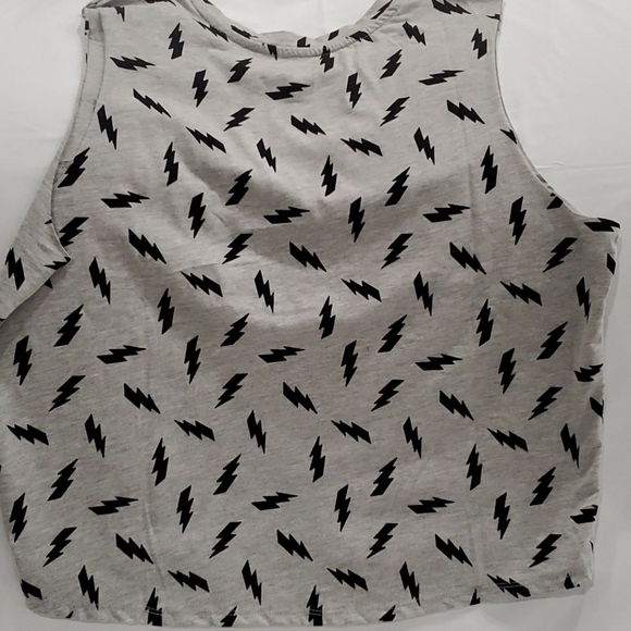 🆕️ Grayson Threads Tank - Picture 3 of 6